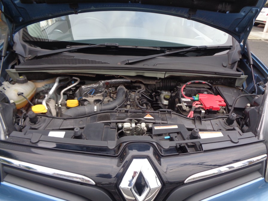 標準装着ホイール以外にも純正オプションホイールや社外品のお取付もお気軽にご相談ください。