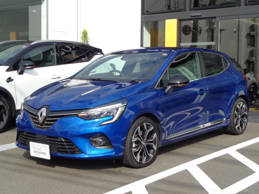 (新入庫)  ルーテシア E-TECH フルハイブリッド レザーパック　認定中古車　１．６エンジン＋２モーター　ナビTV　ETC　レザーシート　ステアリング・シートヒーター　アダプティブクルコン　後カメラ　ワンオーナー禁煙