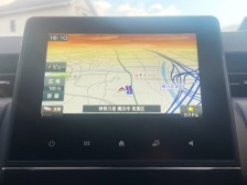 地デジチューナー内臓型、多機能メモリーナビゲーションを装備しています。