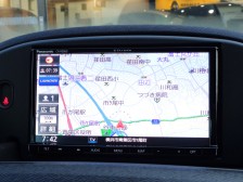 地デジチューナー内臓型、多機能メモリーナビゲーションを装備しています。