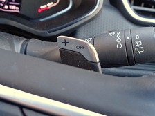 パドルシフトでスポーツドライビングも可能です