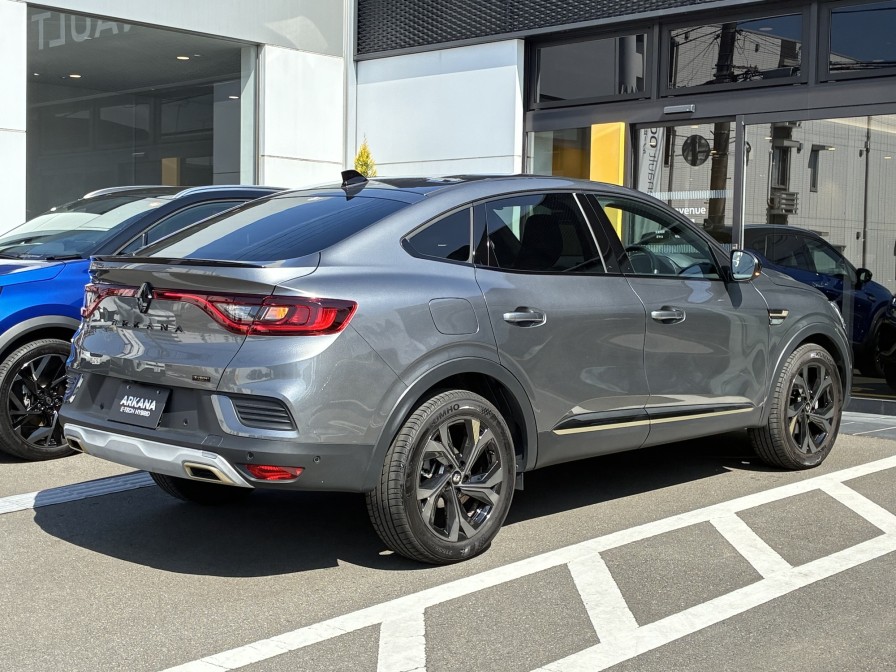 最適化された電子制御ドッグクラッチマルチモードATは、制御技術を向上させたことによりダイレクトな加速と快適さをもたらすシームレスな変速を実現している。