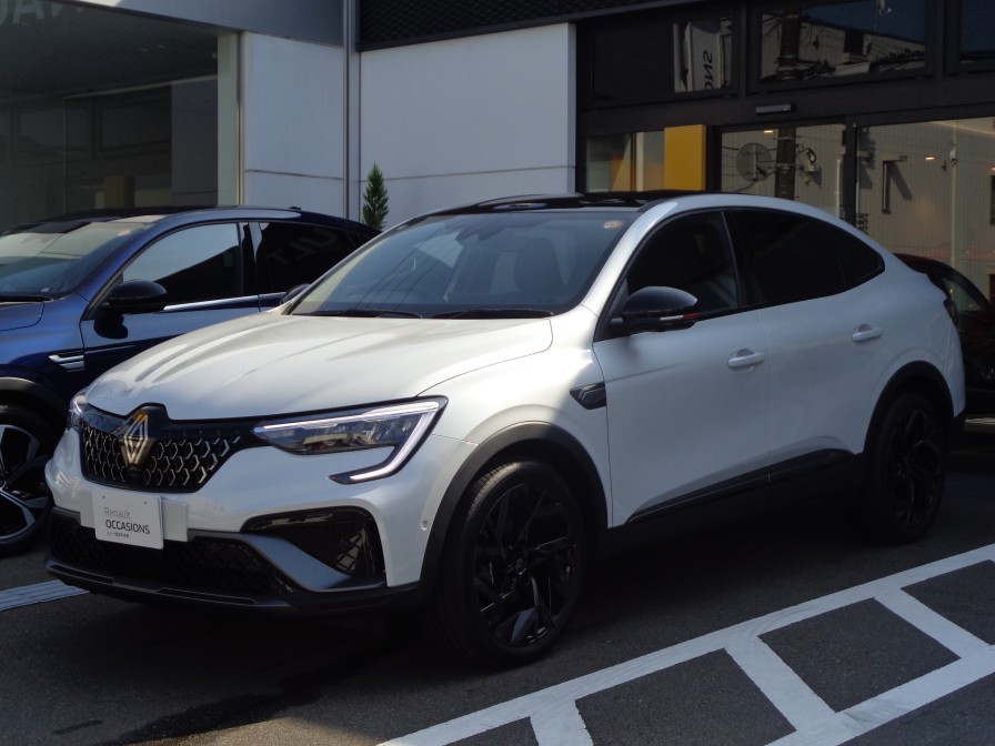 (商談中)  アルカナ  エスプリアルピーヌ  E-TECH  新車保証継承  ETC  バックカメラ  シートヒーター  ステアリングヒーター