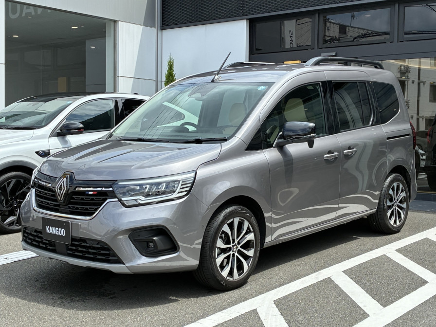 カングー　ガソリン　新車保証　カバナシート　マルチルーフレール　ETC