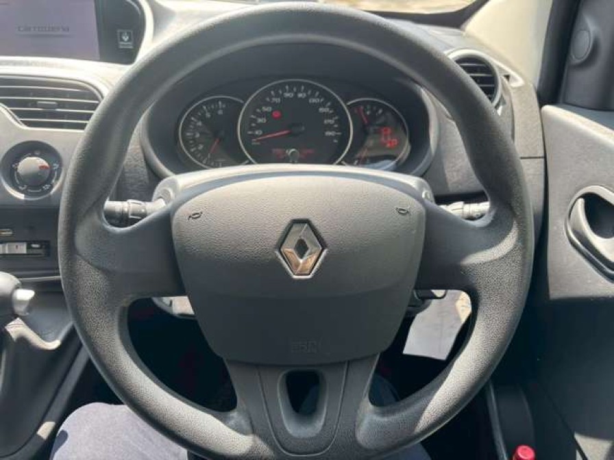 u000485946393002